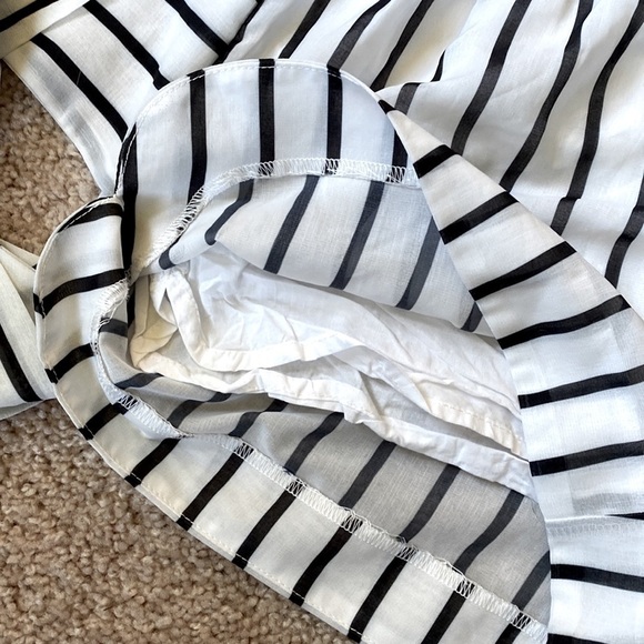 J.O.A. Los Angeles Tie Front Shorts - Picture 5 of 8